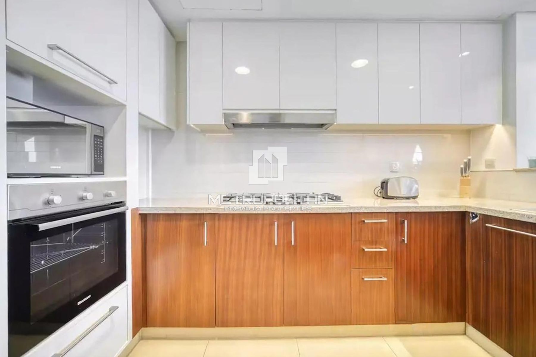 3BR Apartment for Rent in Downtown Dubai – MPR-10148