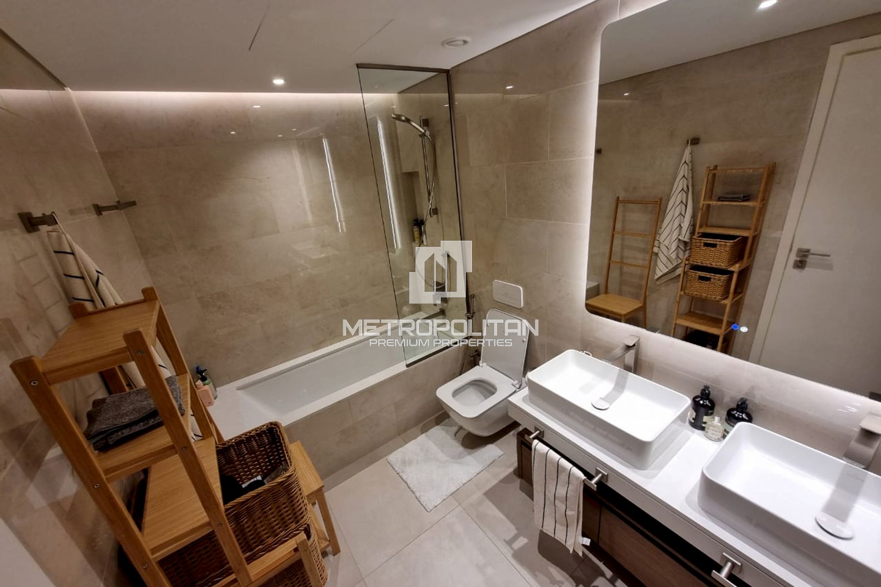3BR Apartment for Rent in Umm Suqeim – MPR-10166