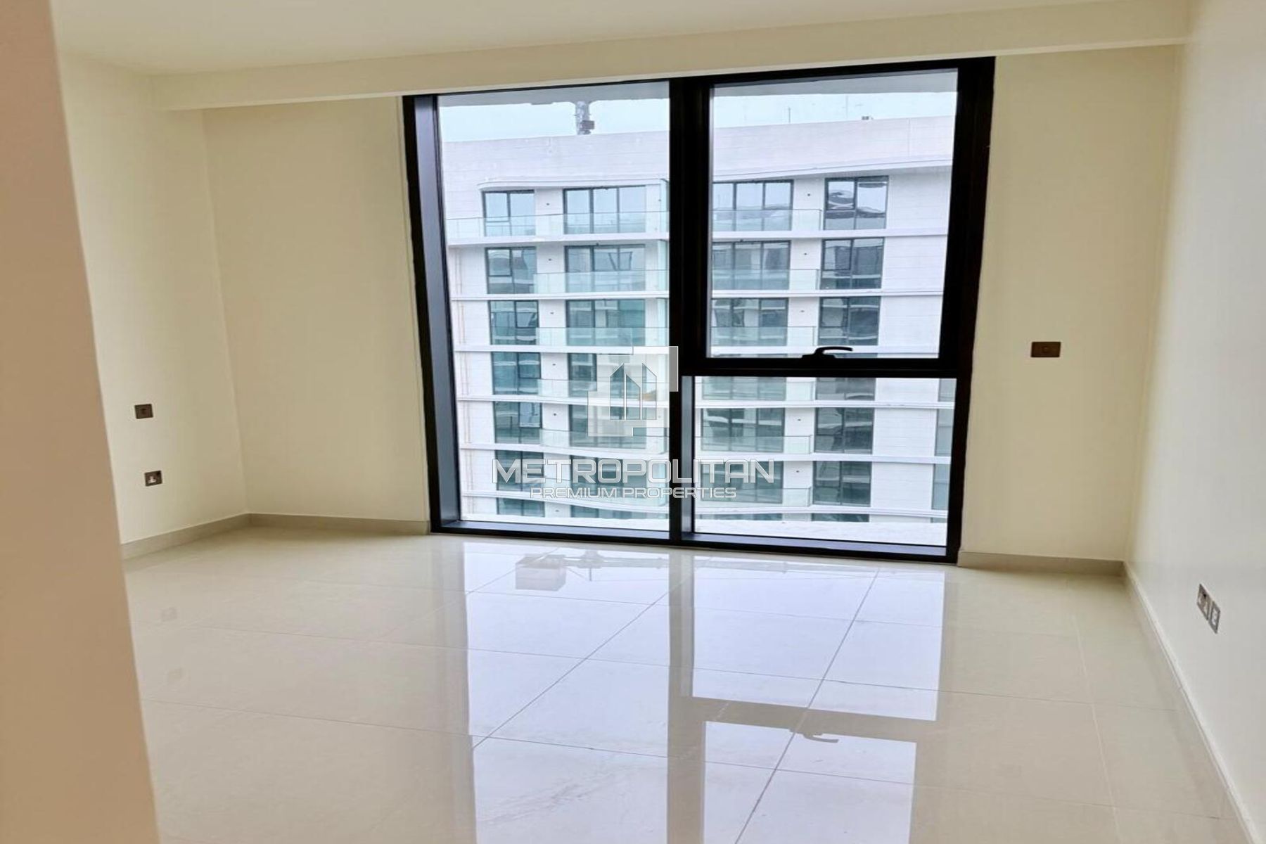 1BR in Central 2 | Brand New | High Floor