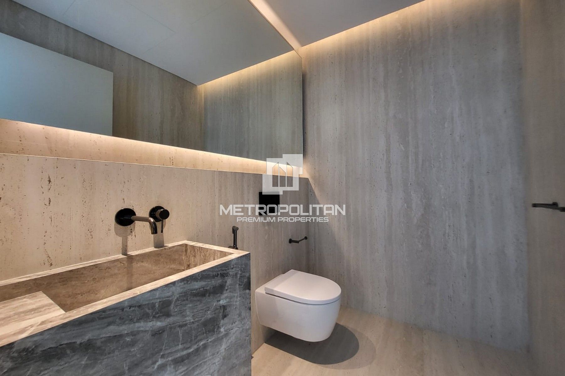 3BR Apartment for Rent in Palm Jumeirah – MPR-10203