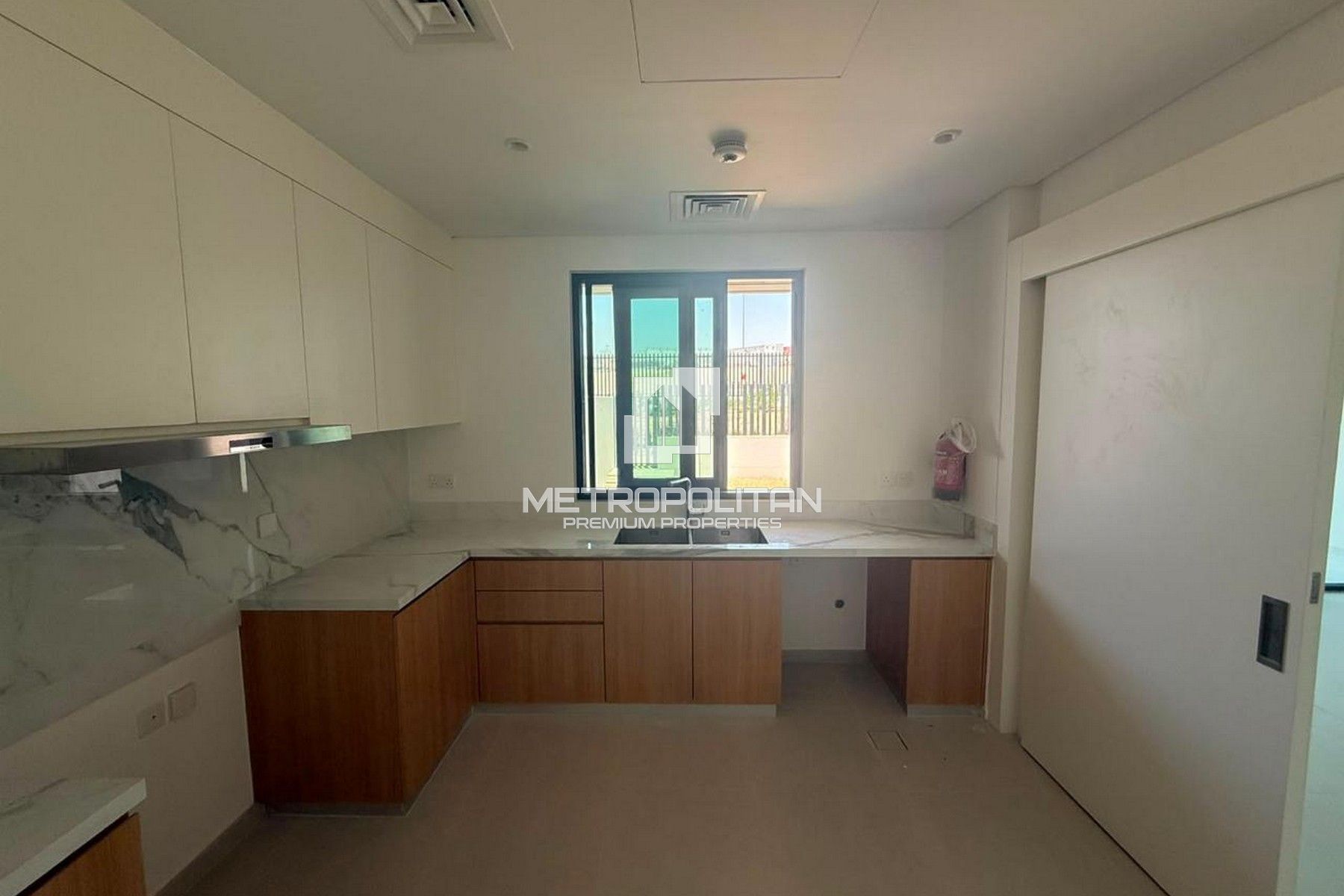 Brand New | Vacant Now | Spacious Layout