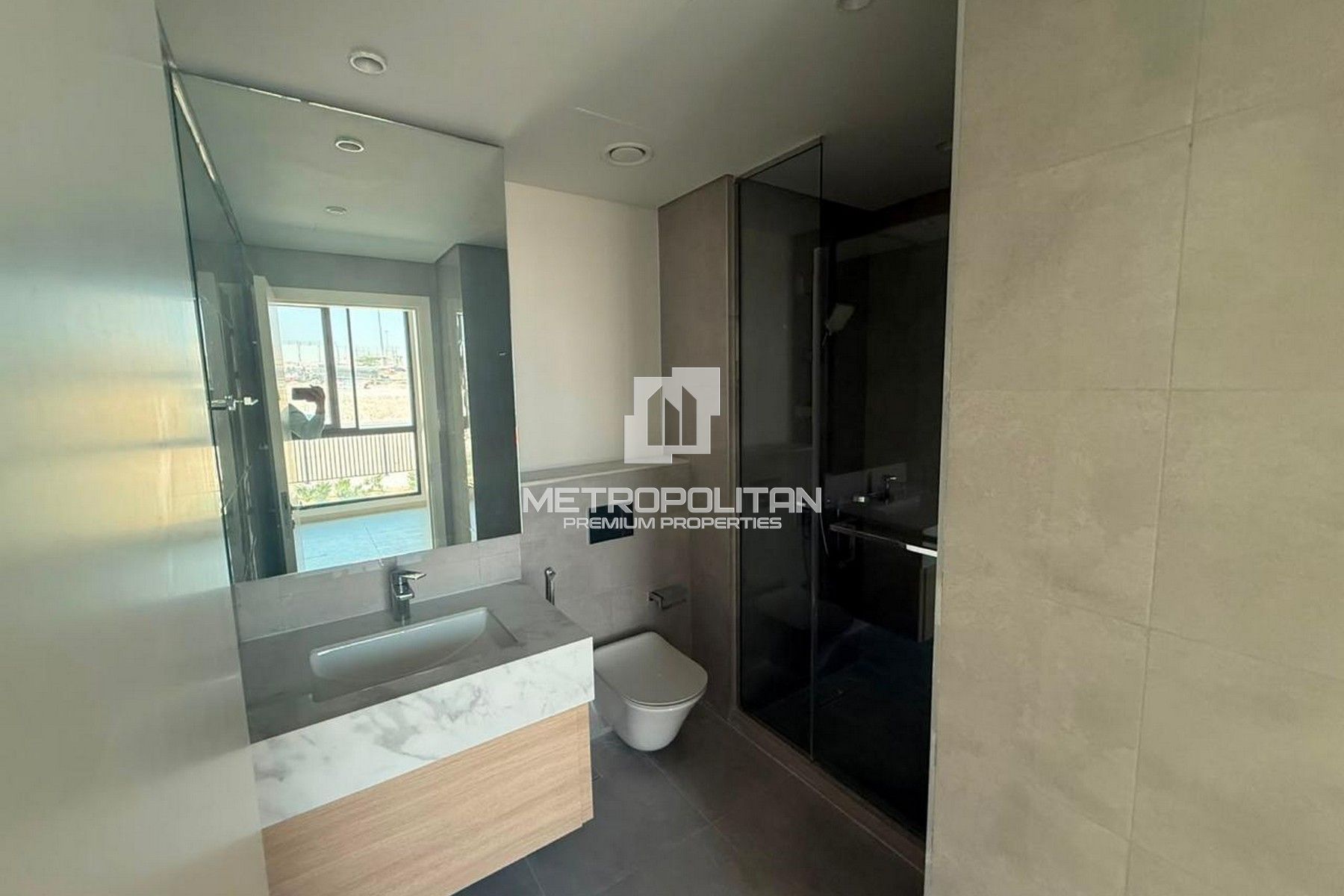Brand New | Vacant Now | Spacious Layout