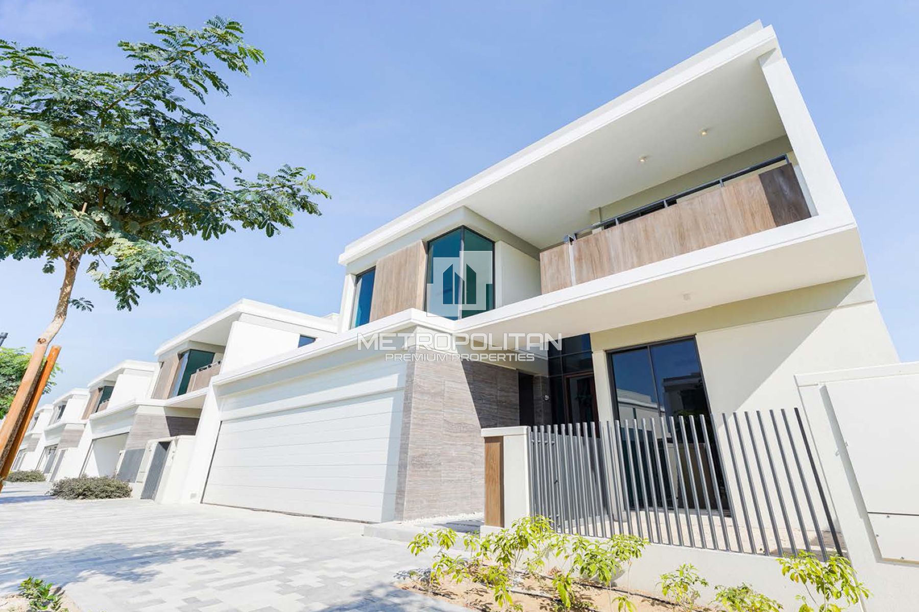 Signature Villa | One of 18 | Large 5BR Single Row