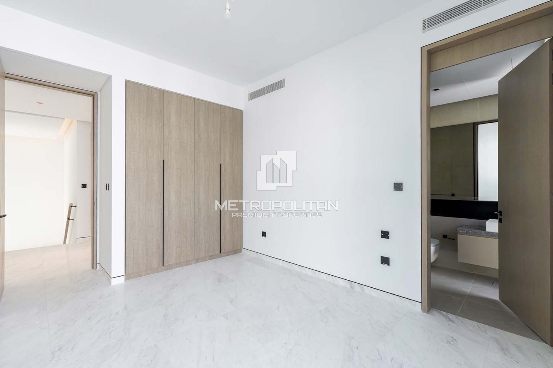 5BR Villa for Rent in Tilal Al Ghaf – MPR-10263