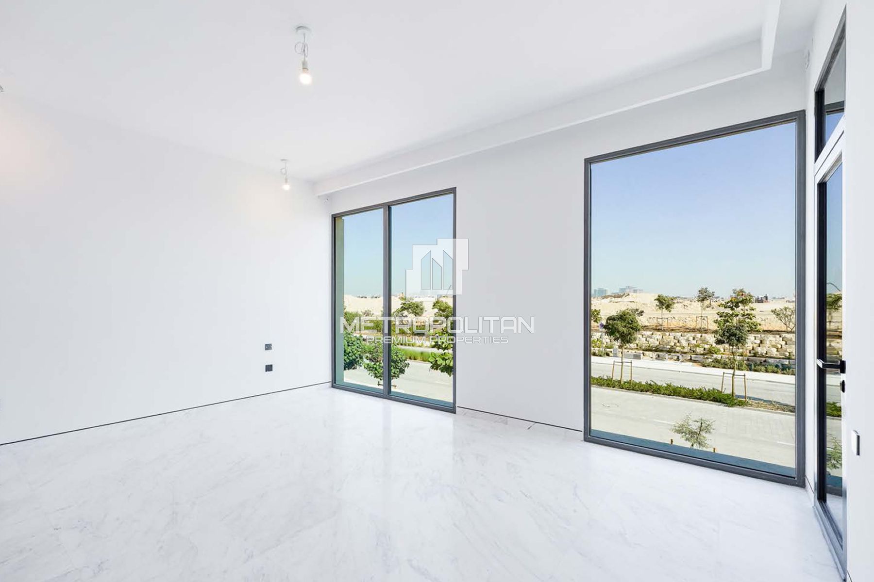 5BR Villa for Rent in Tilal Al Ghaf – MPR-10263