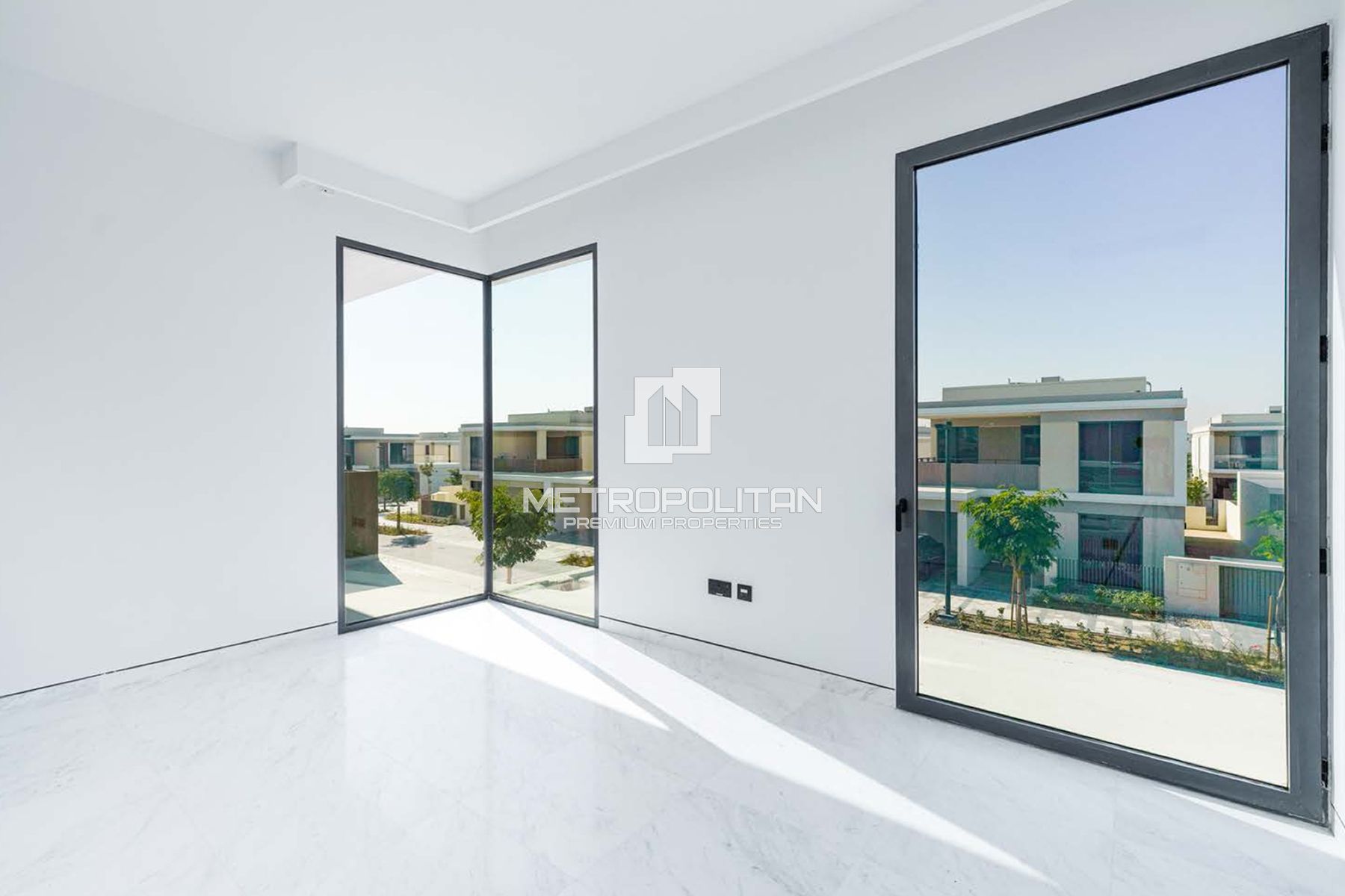 5BR Villa for Rent in Tilal Al Ghaf – MPR-10263