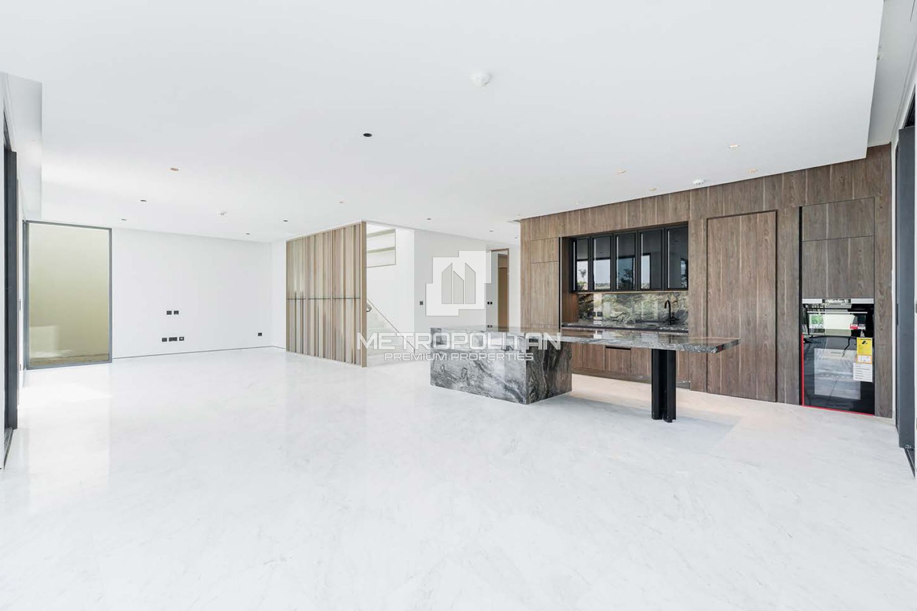 5BR Villa for Rent in Tilal Al Ghaf – MPR-10263
