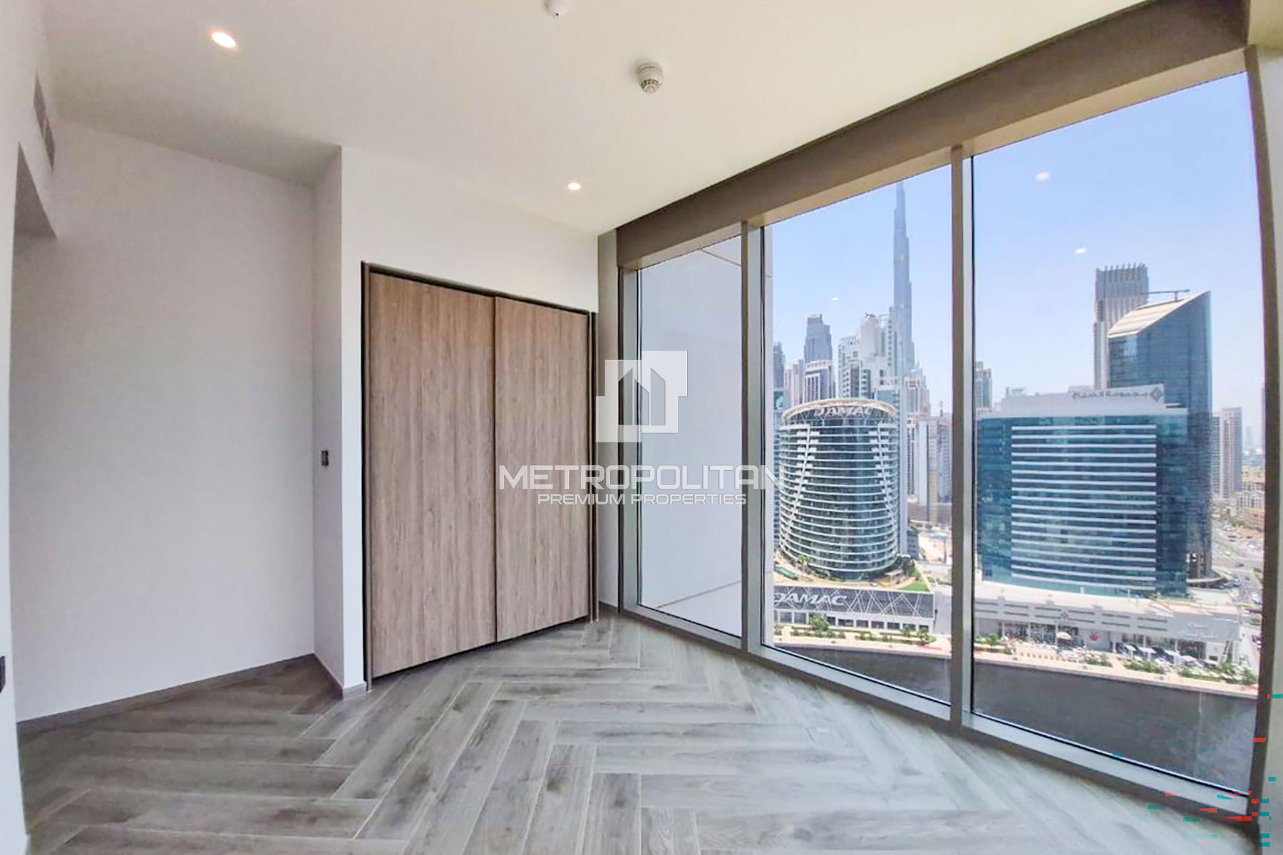 Brand New | Canal and Burj Khalifa View | Vacant