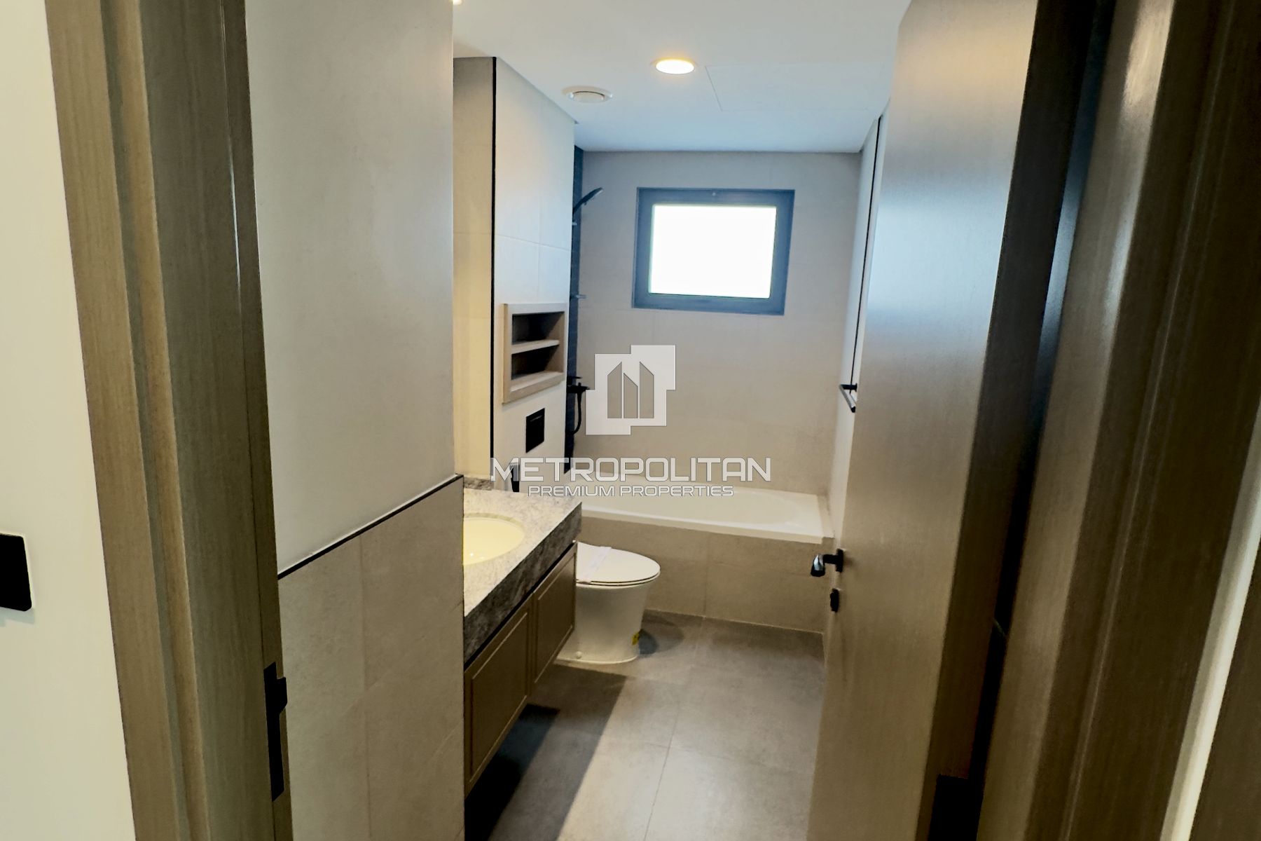 5BR Townhouse for Rent in Damac Lagoons – MPR-10284