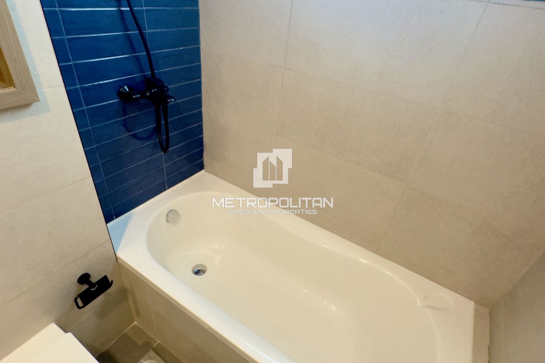 5BR Townhouse for Rent in Damac Lagoons – MPR-10284