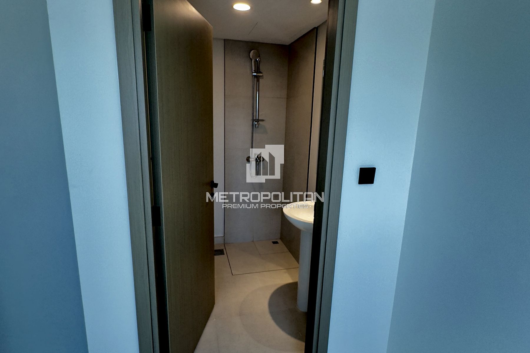 5BR Townhouse for Rent in Damac Lagoons – MPR-10284