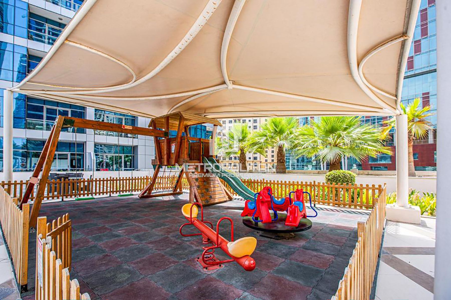 Fully Furnished | Steps to Beach | Spacious Layout