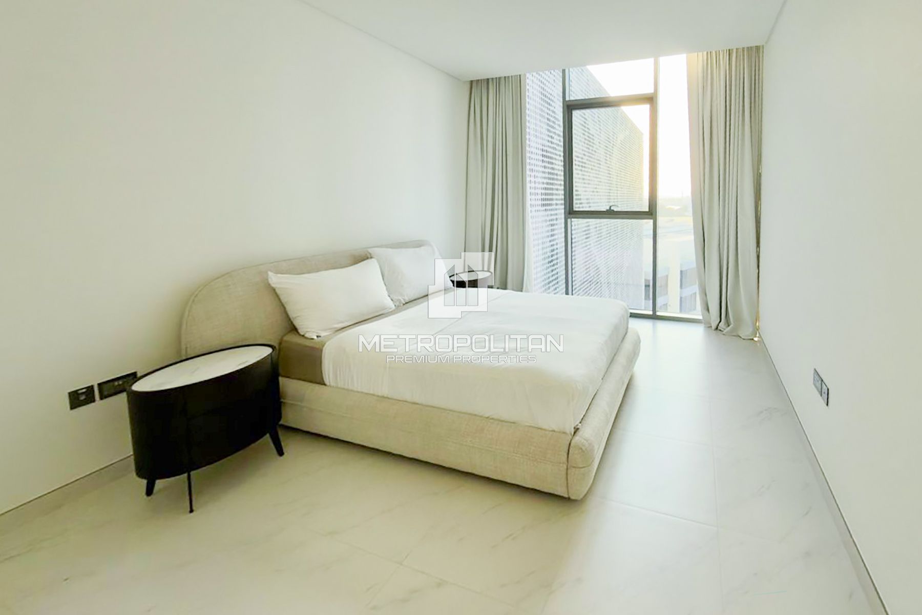 Lagoon View | Brand New | Luxury apartment
