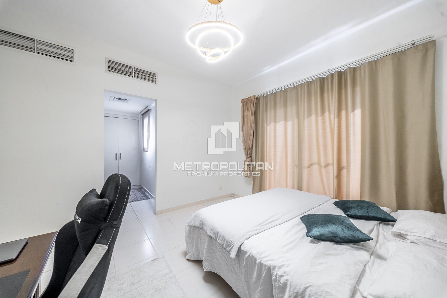 Lake View | Type 2E | Unfurnished | Great Location
