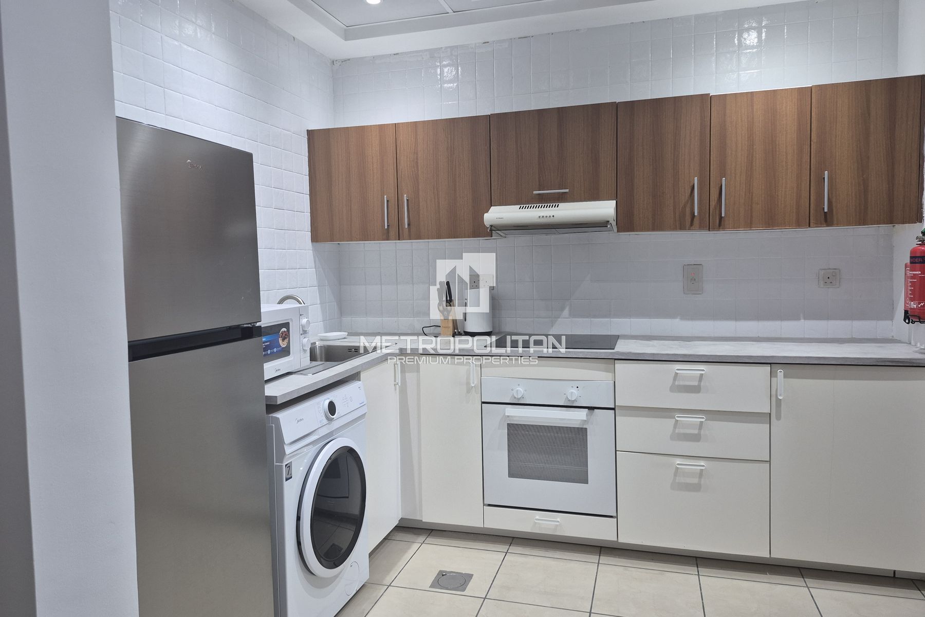 Vacant  | Spacious 1 Bedroom | Prime Location