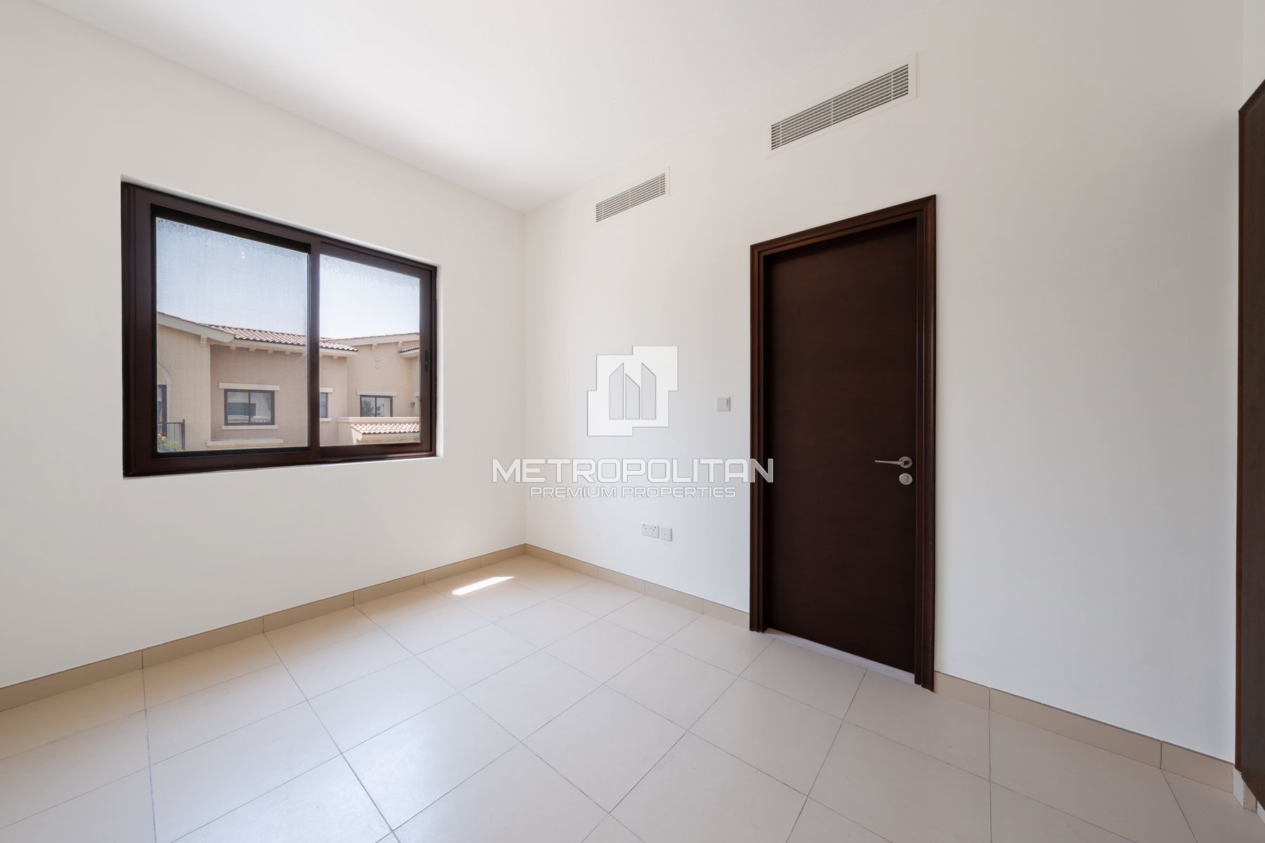 Ready to Move In | Spacious | Close to Amenities