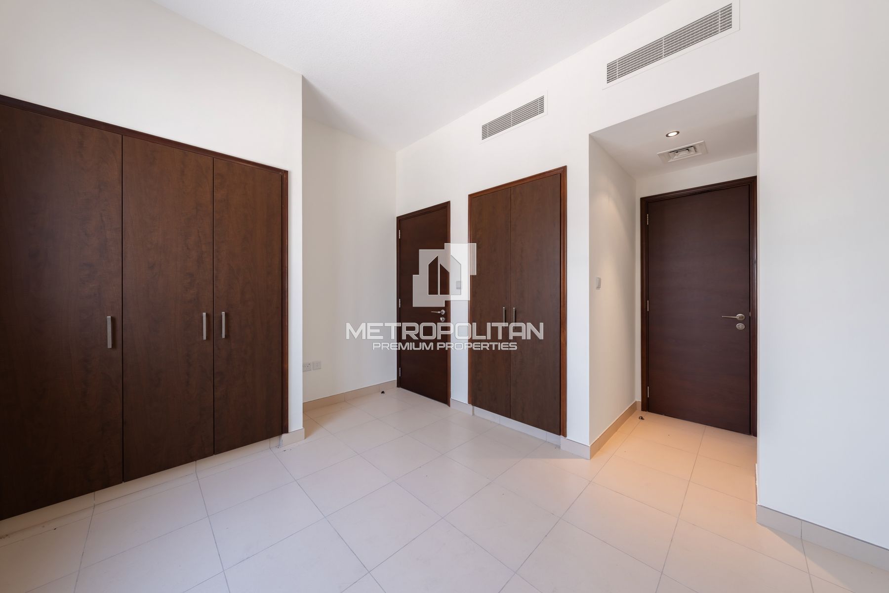 Ready to Move In | Spacious | Close to Amenities