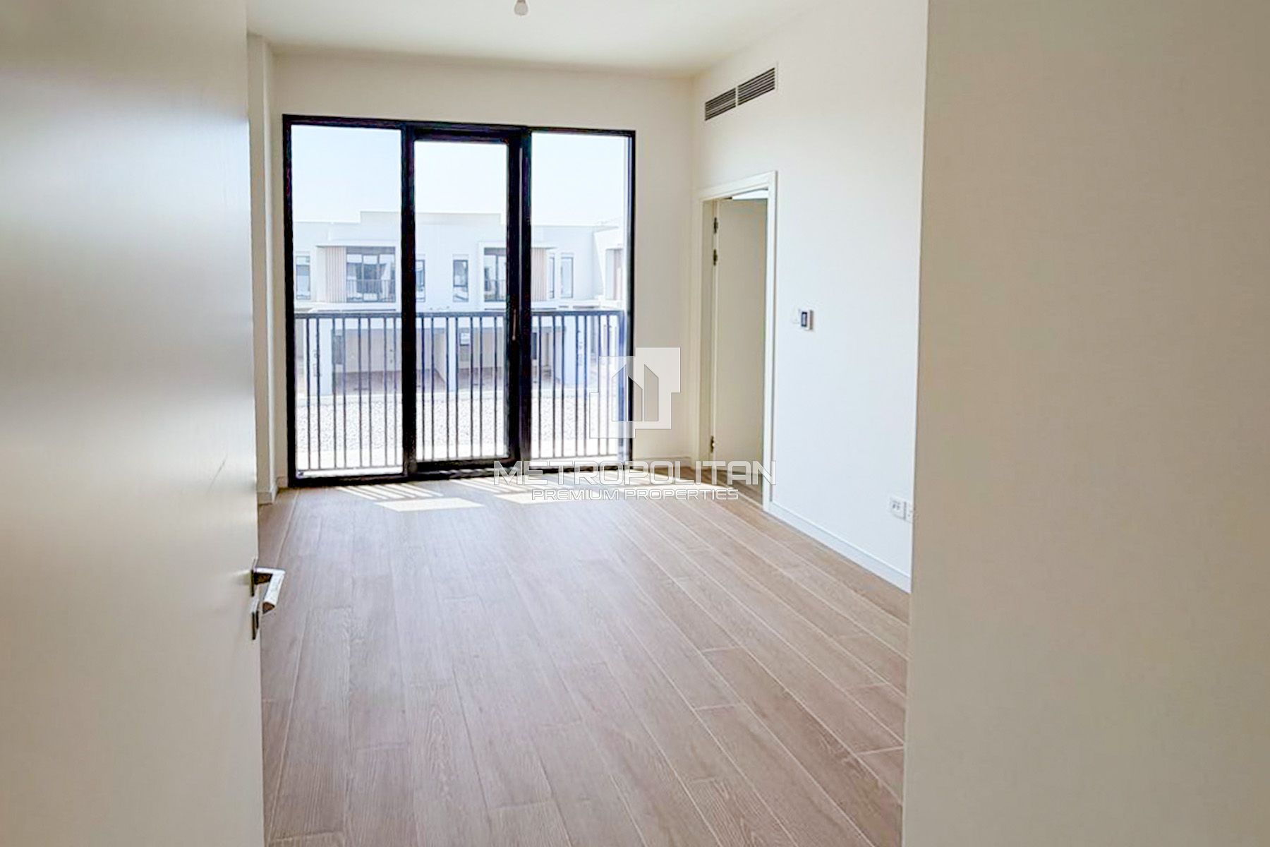 3BR Townhouse for Rent in Jebel Ali – MPR-10308
