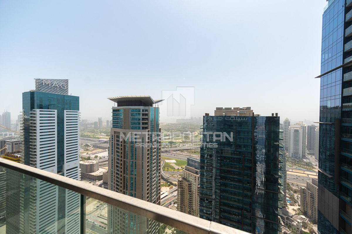 Spacious Layout | Fully Furnished | Vacant October