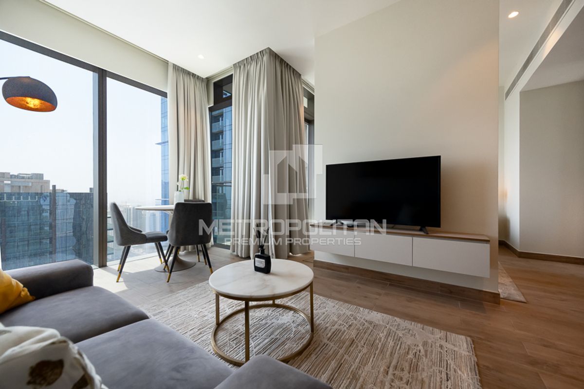 Spacious Layout | Fully Furnished | Vacant October