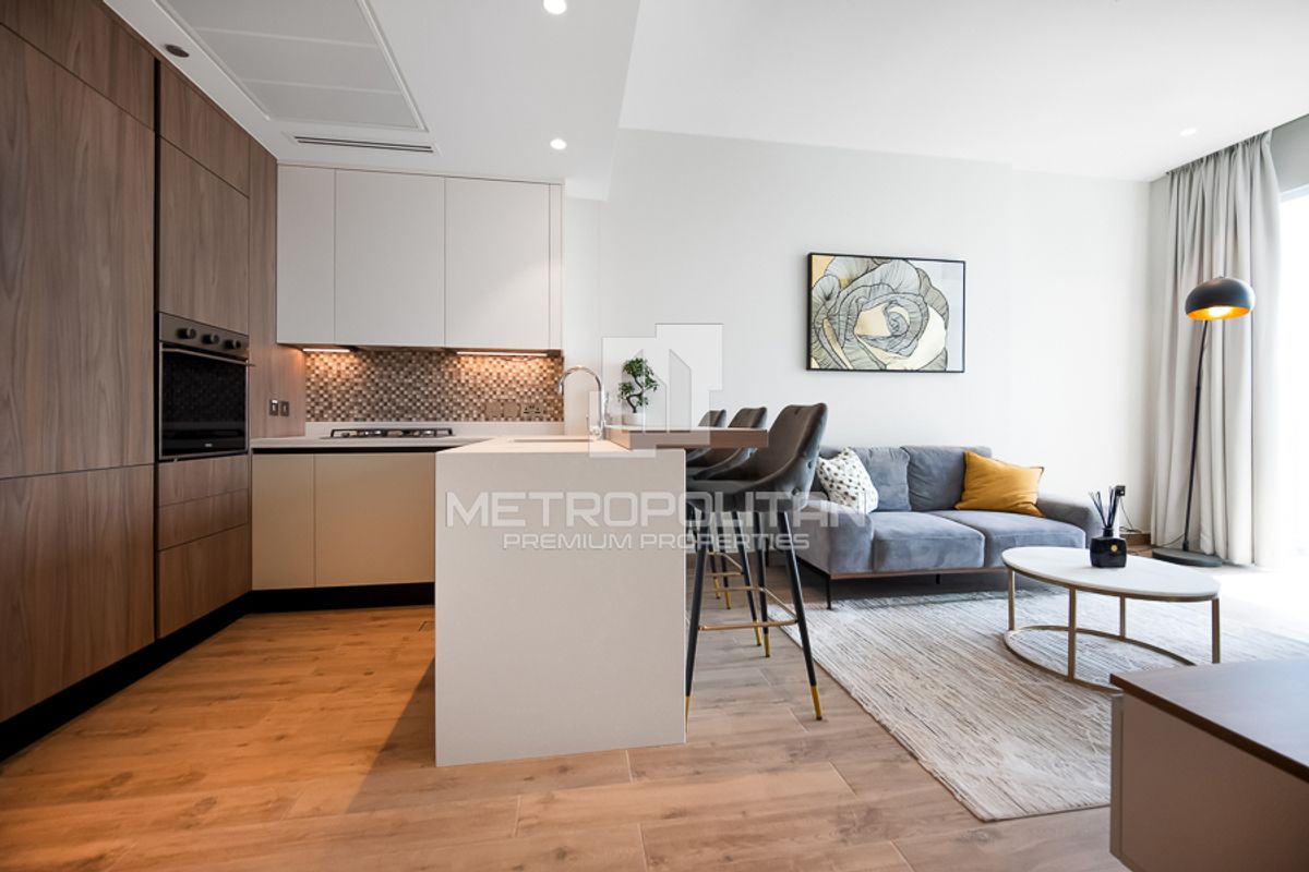 Spacious Layout | Fully Furnished | Vacant October