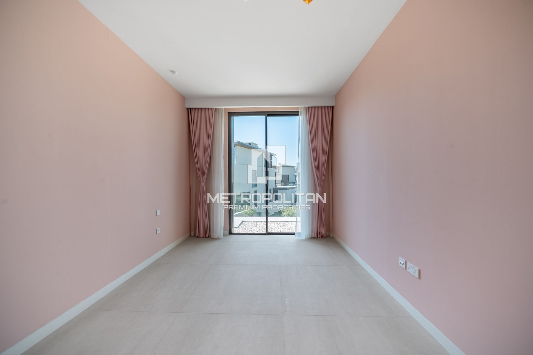 Furnished | Corner Unit | Spacious | Large Plot