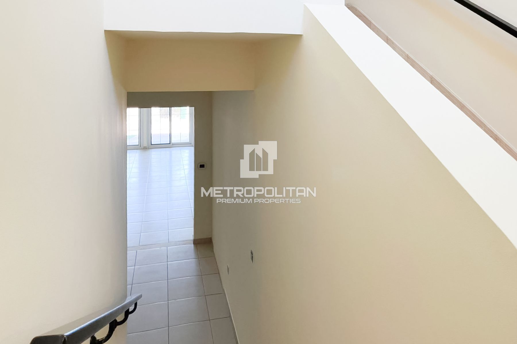 Corner Villa | Private Garden | Vacant Now