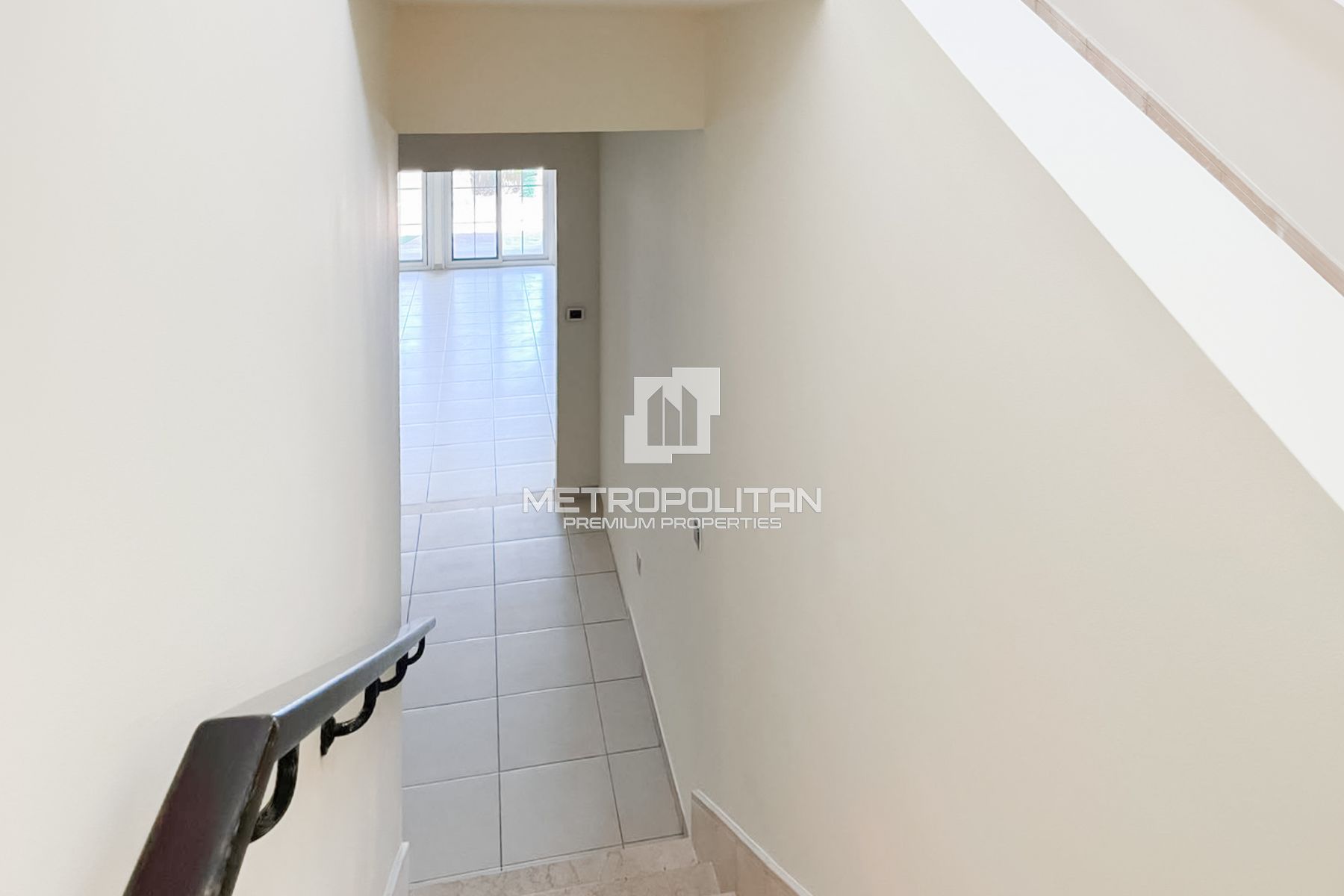 Corner Villa | Private Garden | Vacant Now