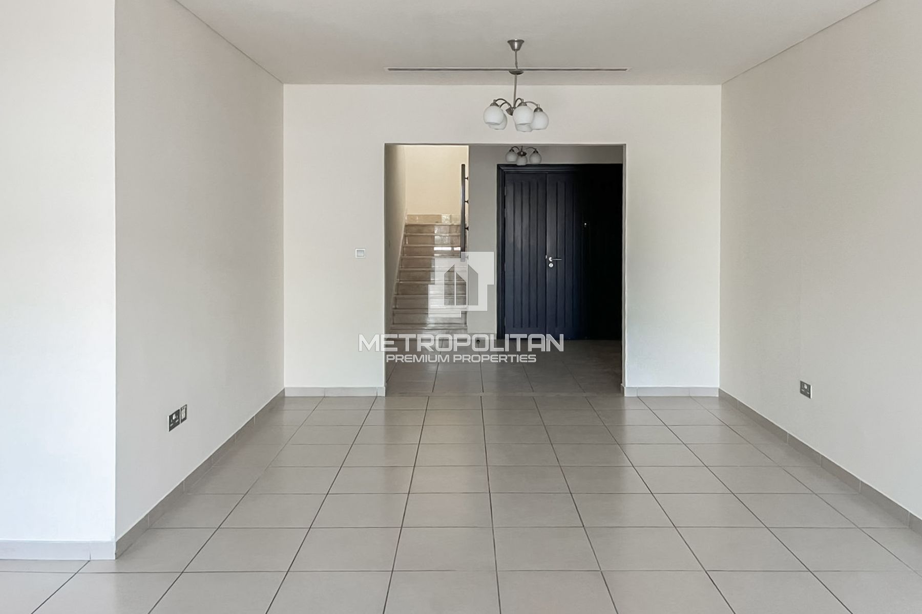 Corner Villa | Private Garden | Vacant Now