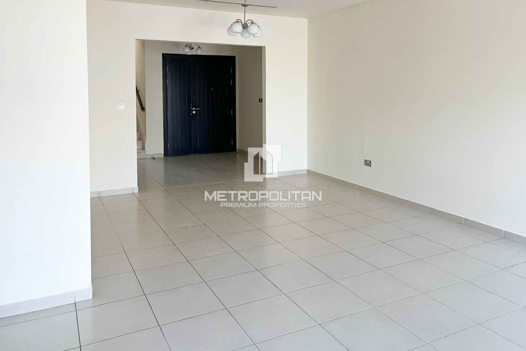 Corner Villa | Private Garden | Vacant Now