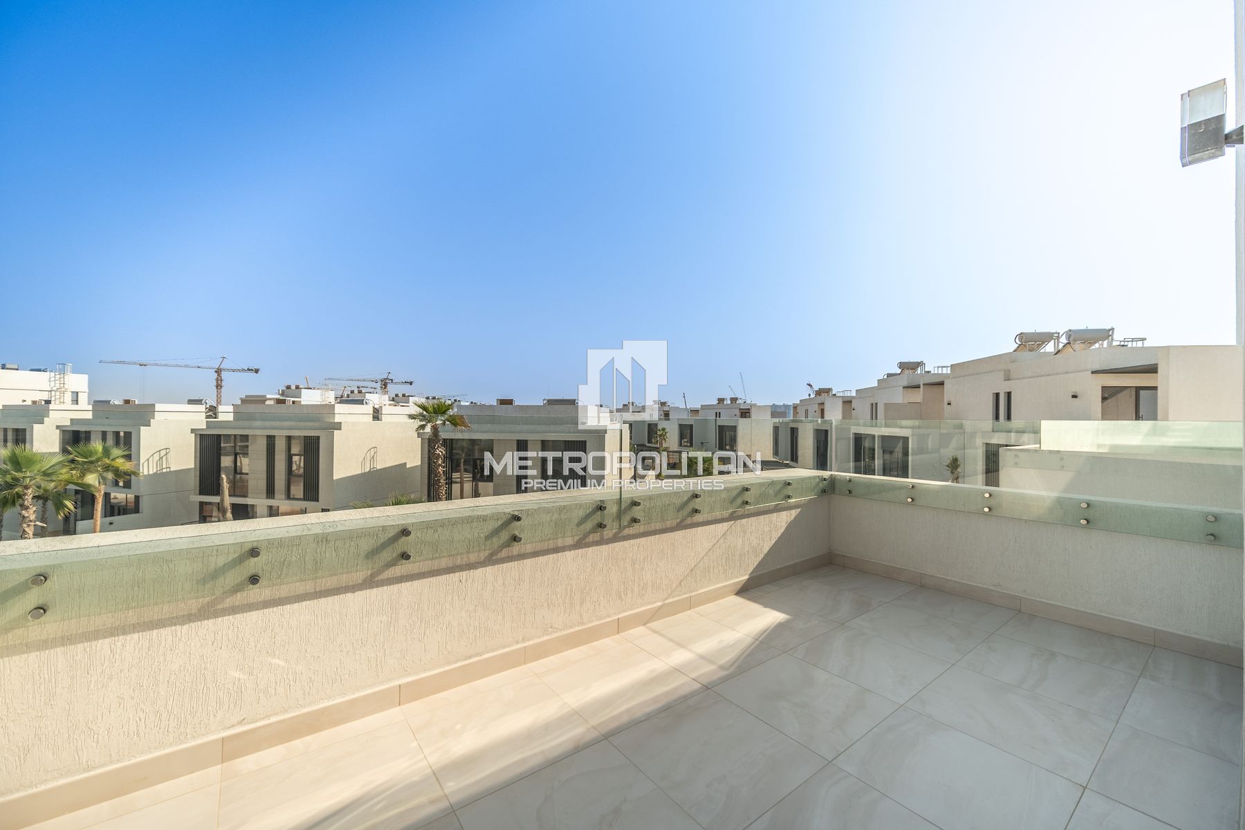 Corner Townhouse | Fully Furnished and Upgraded