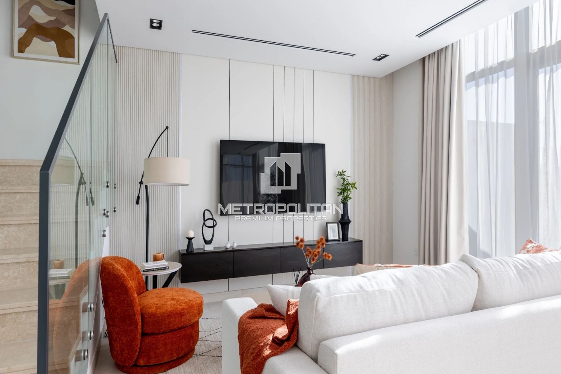 Corner Townhouse | Fully Furnished and Upgraded
