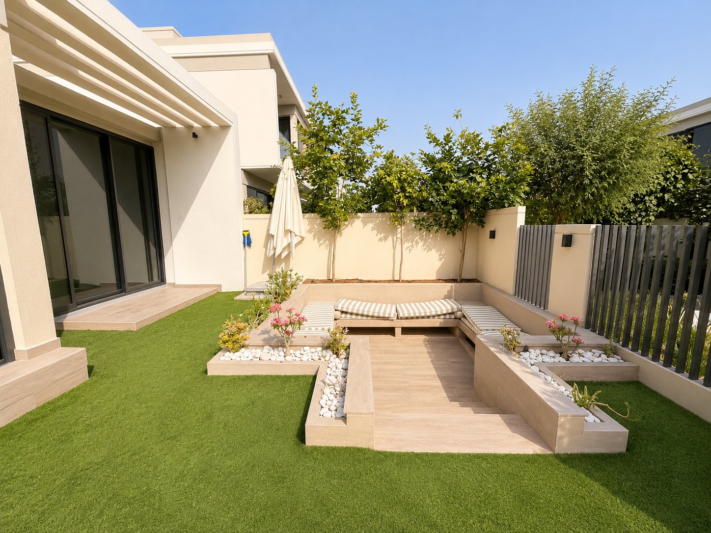 Vacant | Fully Upgraded | Landscaped | Extended