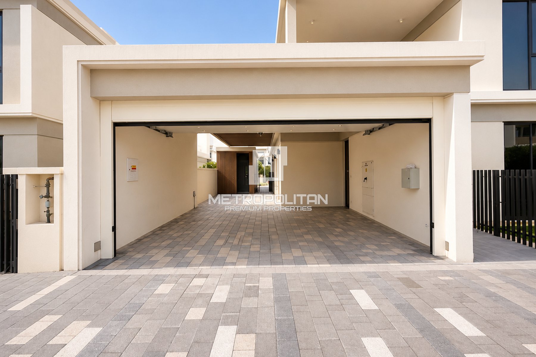 Vacant | Fully Upgraded | Landscaped | Extended