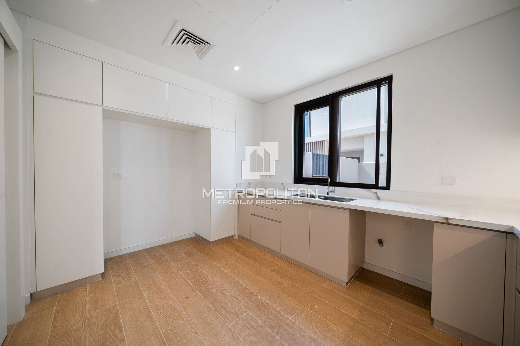 Large Corner Plot | Nearby Amenities | Brand New