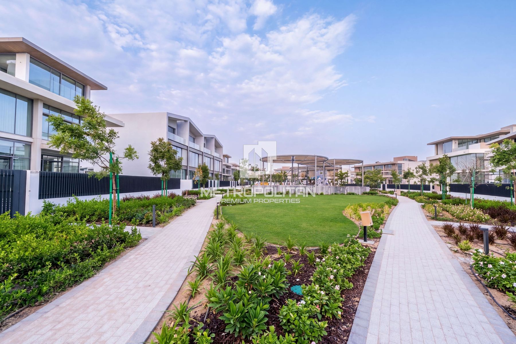 Corner | Open Park View | SD G+1 | Near Amenities