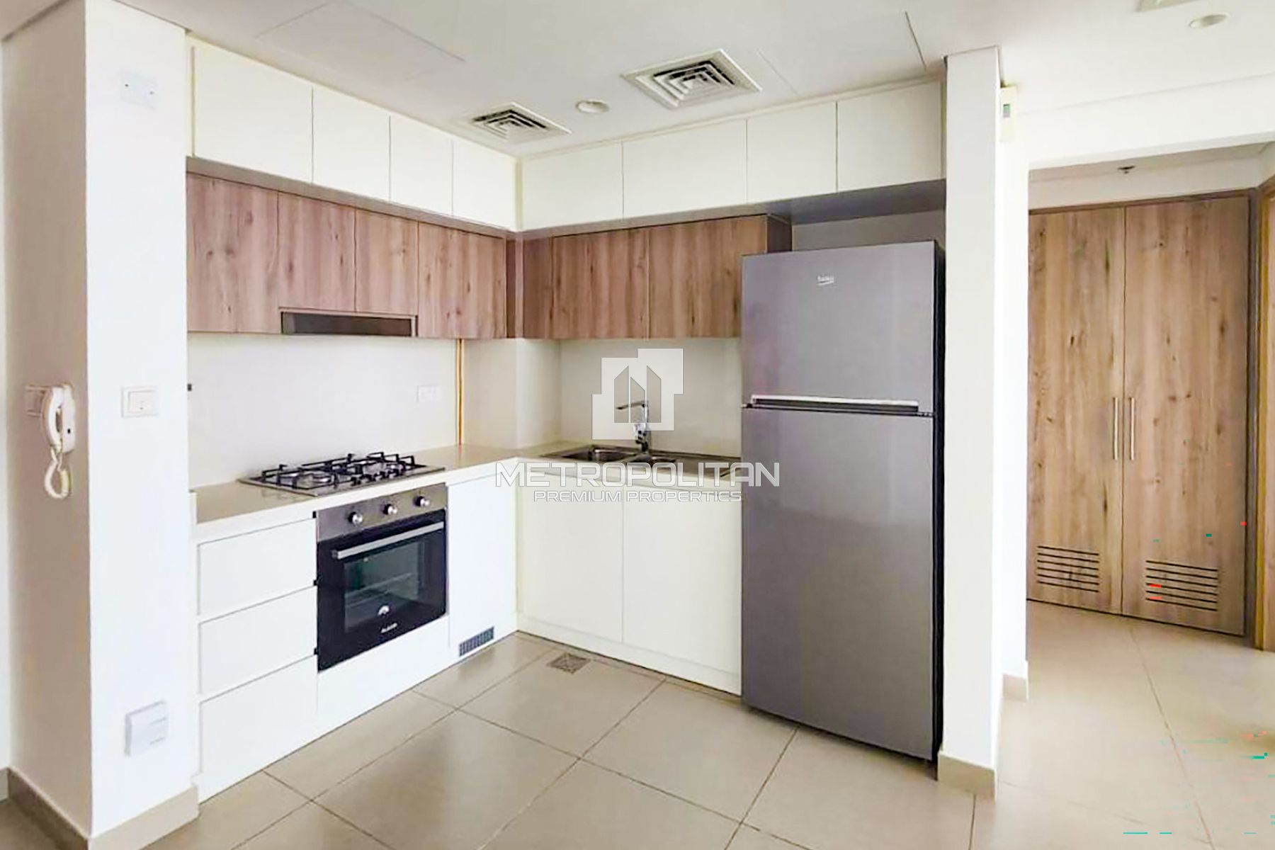 Pool View | Unfurnished | Kitchen Appliances