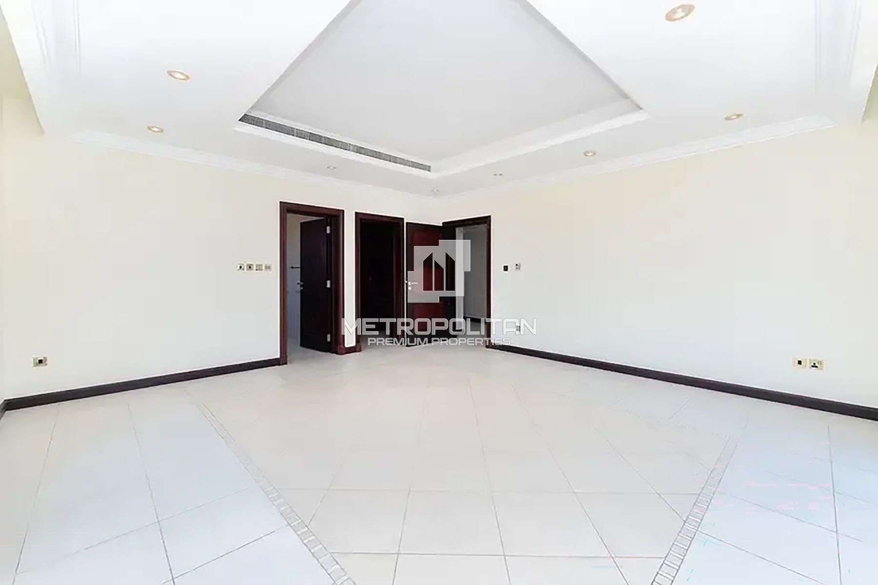Beachfront Luxury Villa | Prime Location | Vacant