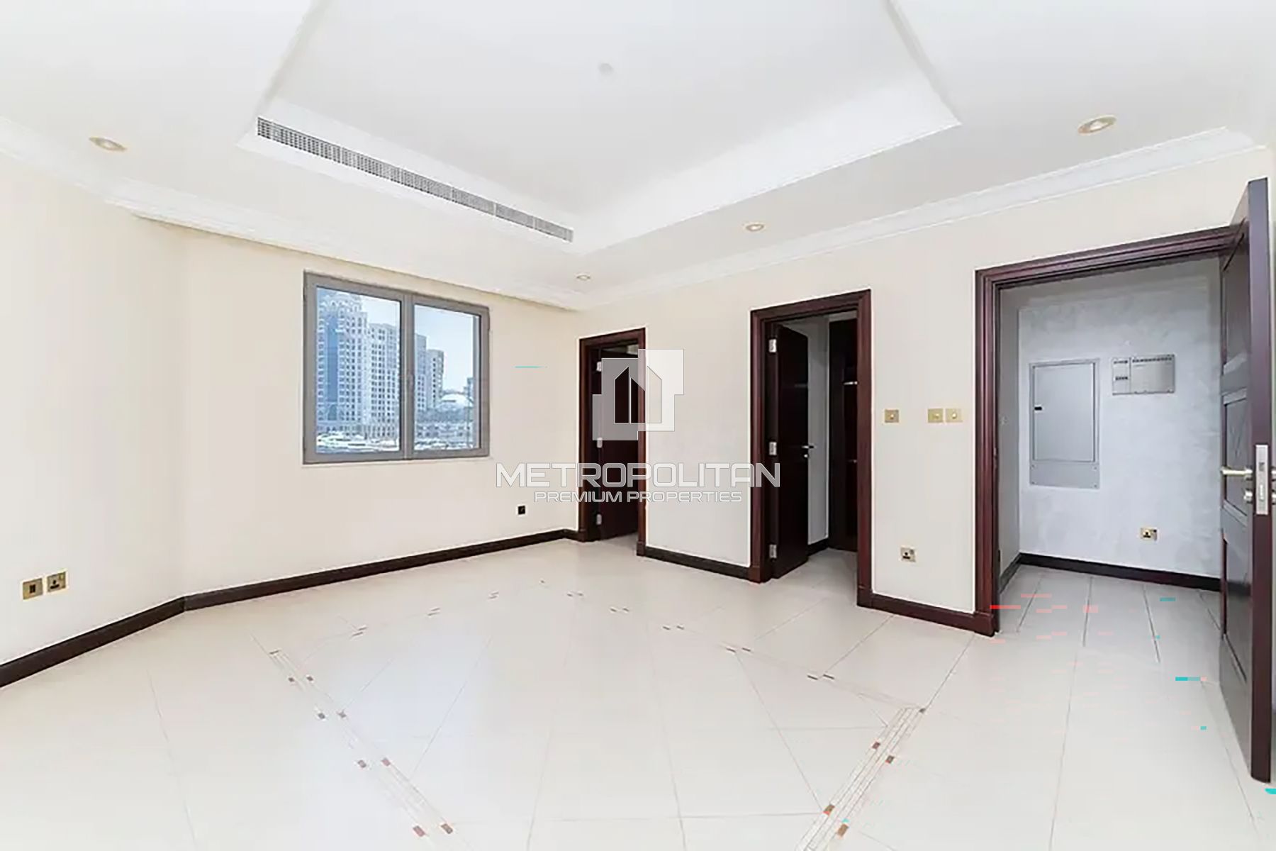 Beachfront Luxury Villa | Prime Location | Vacant