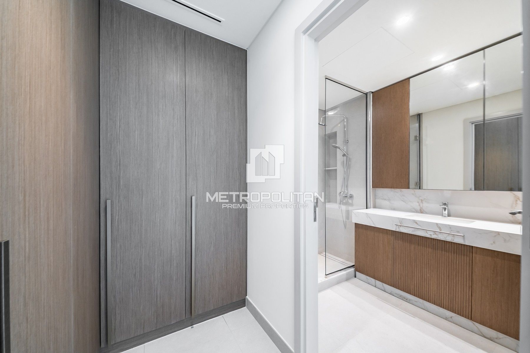 Sea View | Beach Access | Furnished | Family Home