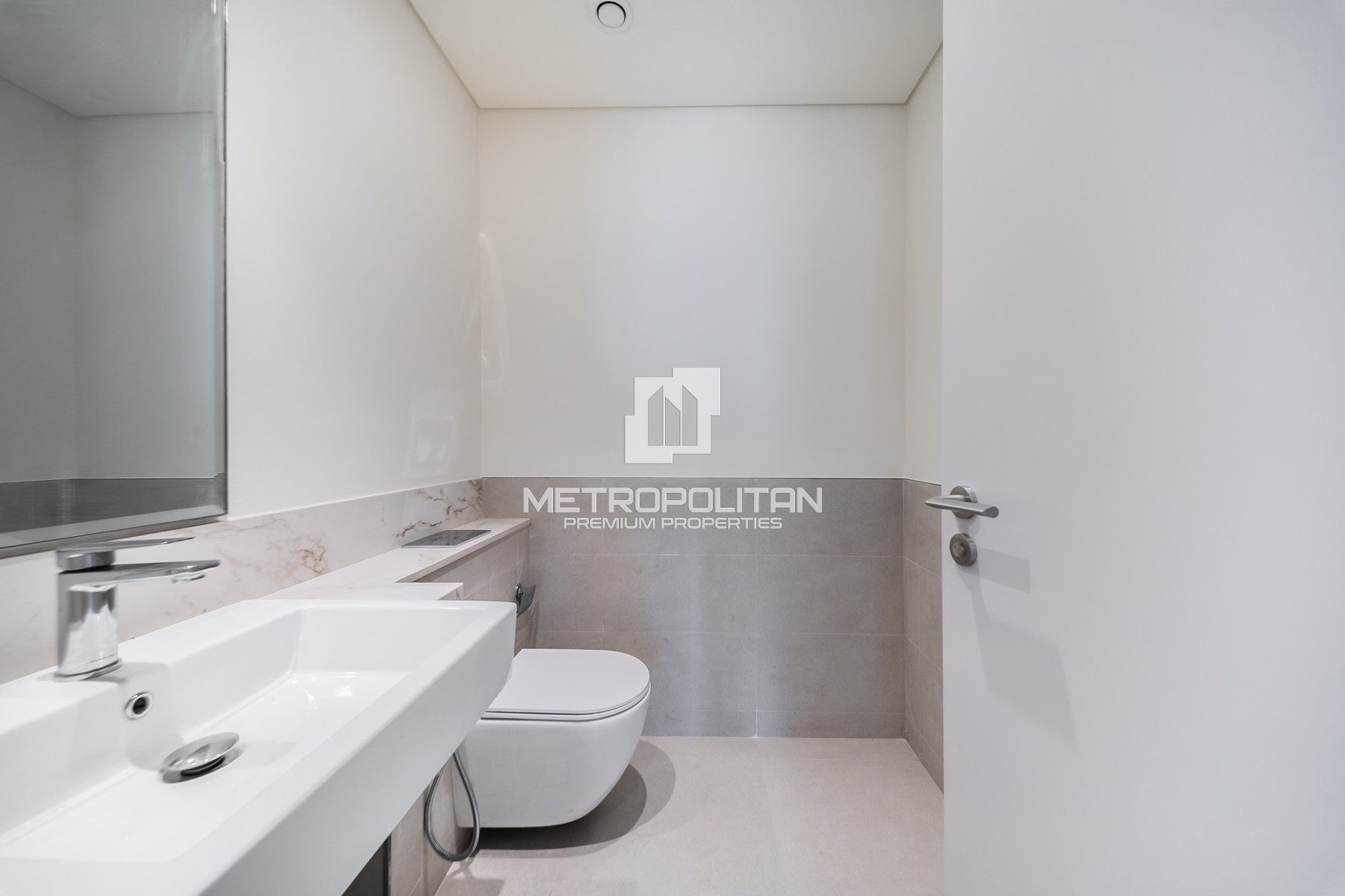 Sea View | Beach Access | Furnished | Family Home