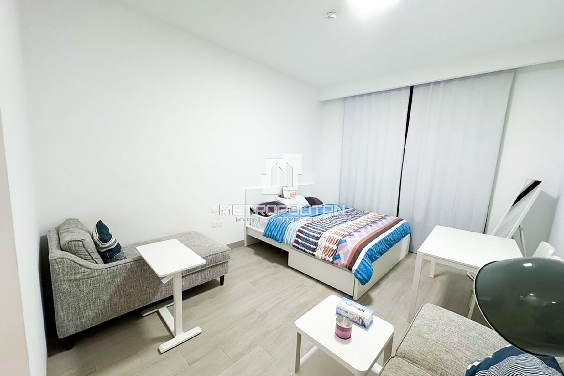 شقة للإيجار في Luma 22 West Tower، Jumeirah Village Circle - MPR-10406
