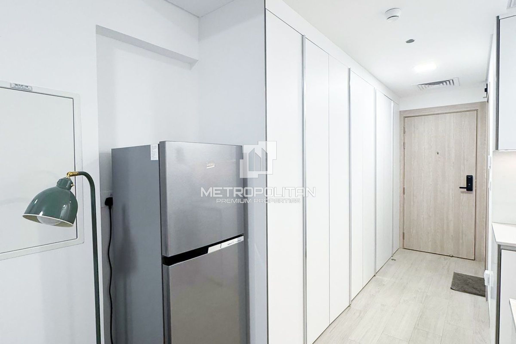 شقة للإيجار في Luma 22 West Tower، Jumeirah Village Circle - MPR-10406