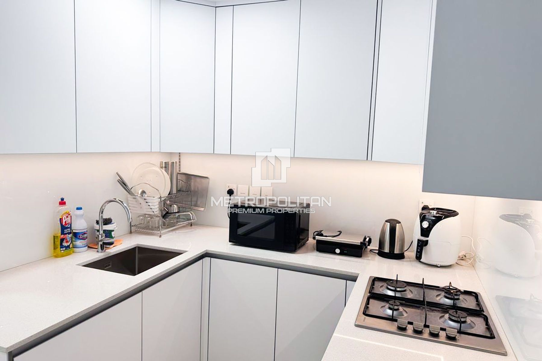 Prime Location |Fully Furnished |Vacant August 31