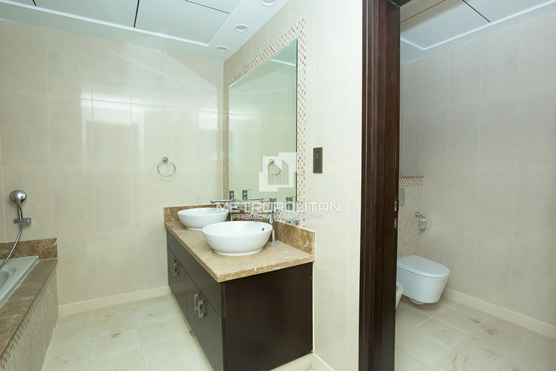 Very Nice Apartment with Amazing Full Sea View
