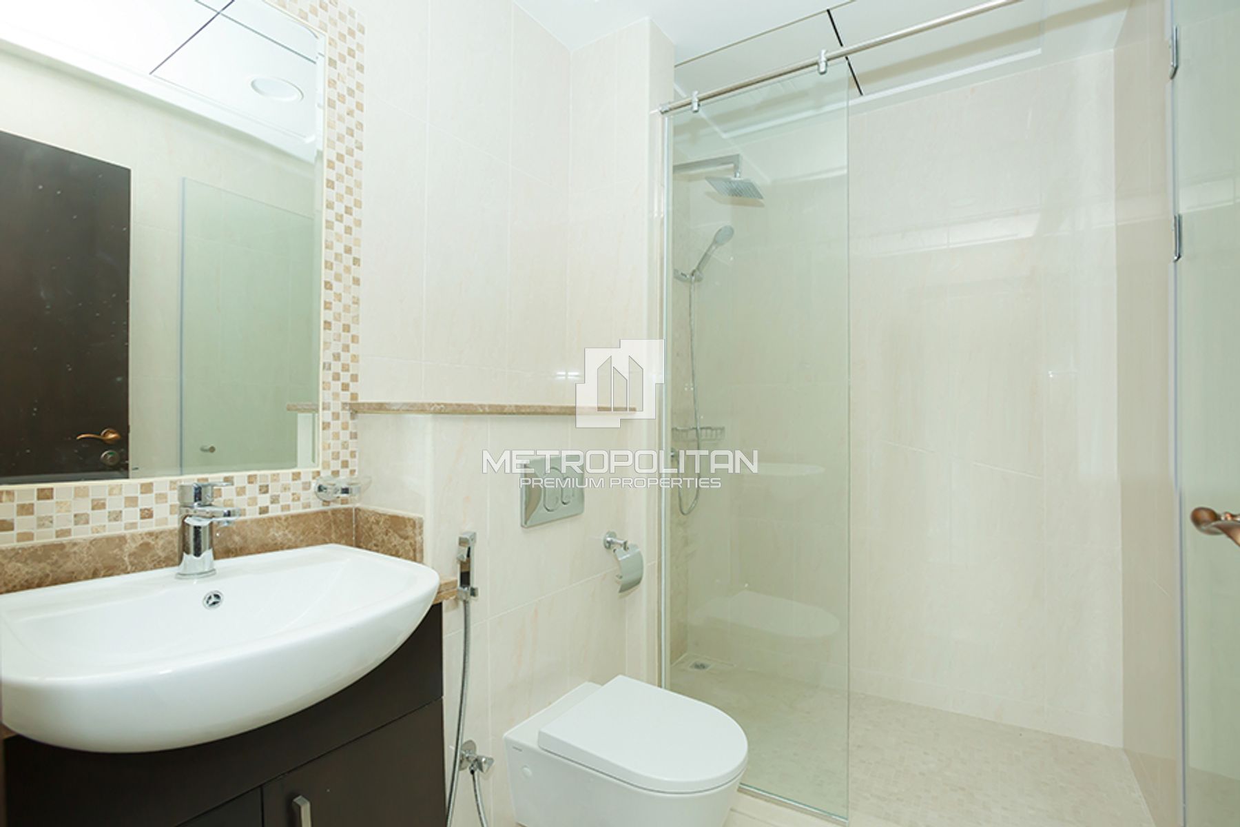 Very Nice Apartment with Amazing Full Sea View