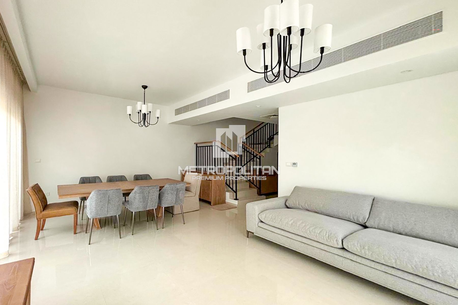 Modern Living| Corner Unit | Park Views| Brand New