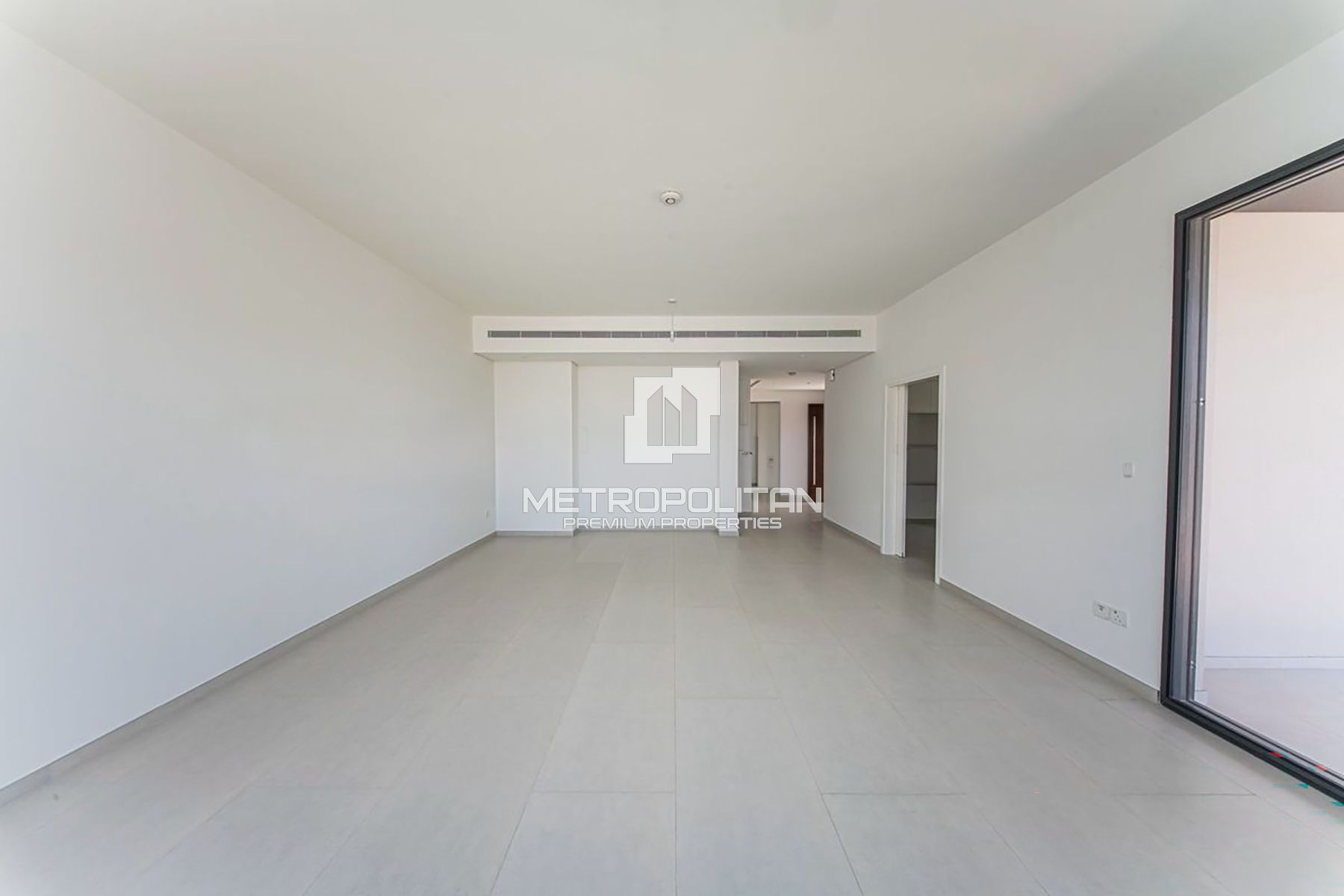 Next to Amenities | Large Plot | Prime Community