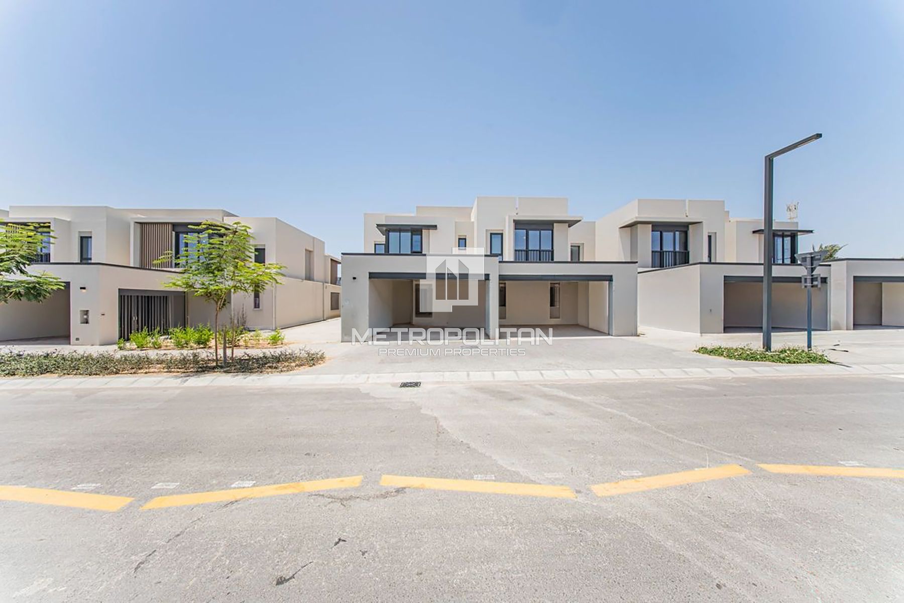 Next to Amenities | Large Plot | Prime Community
