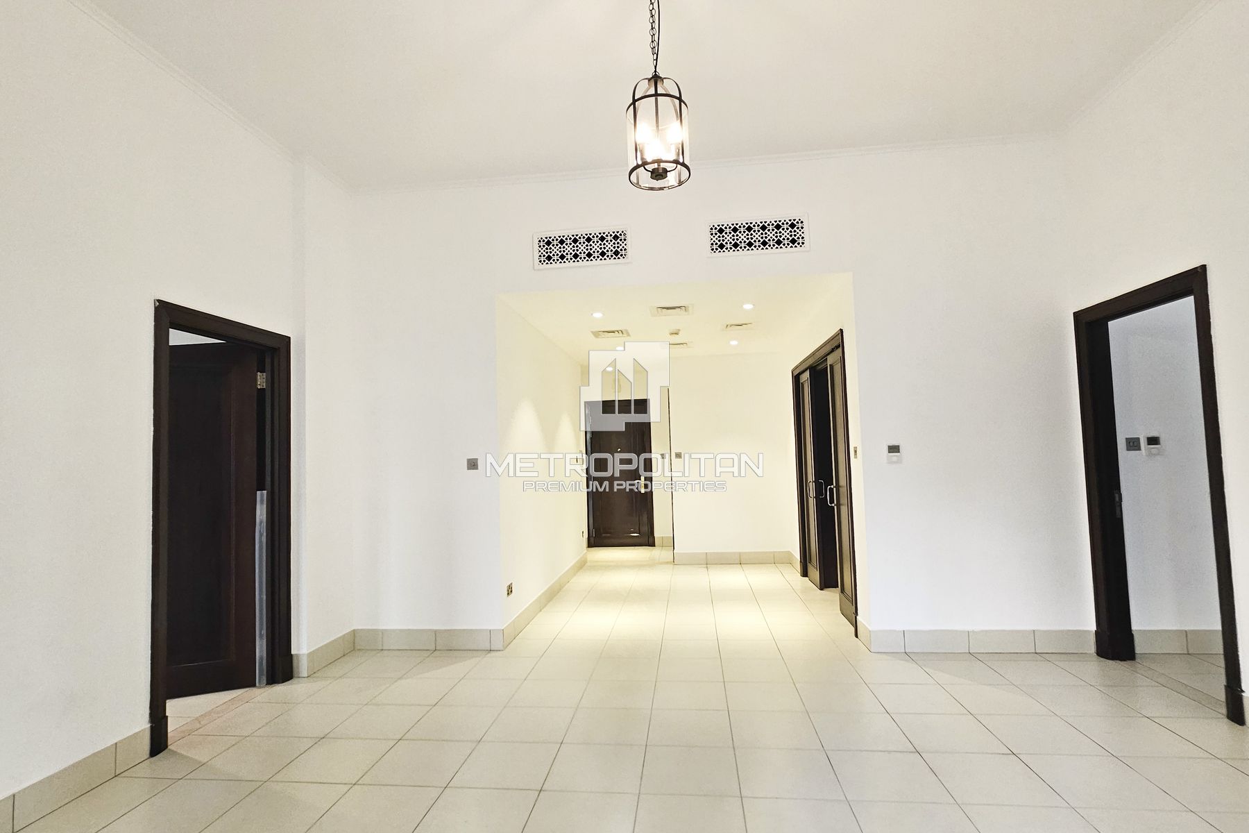 Private Garden| Burj  Views | Multiple Options